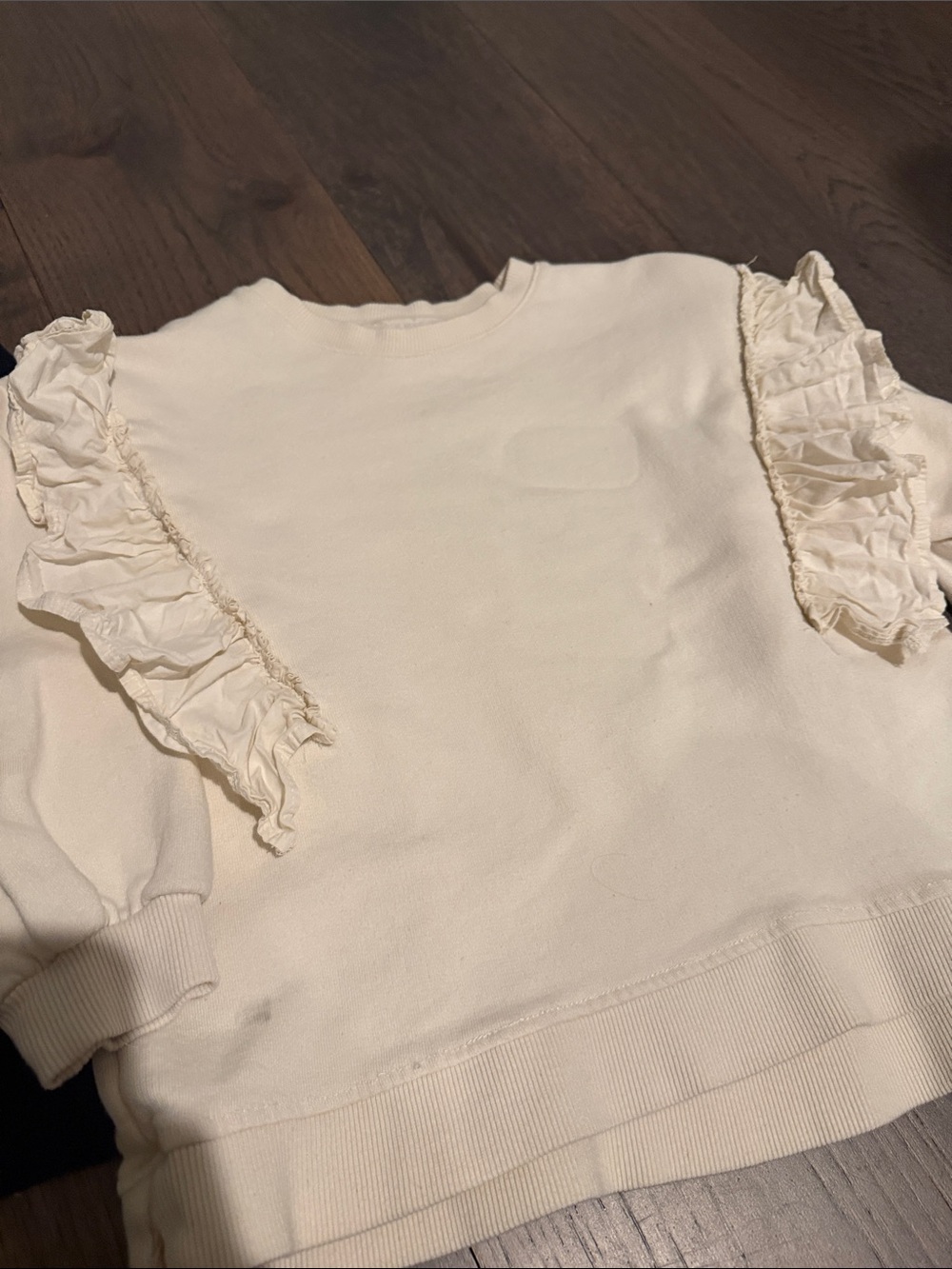 Girls Ruffle Trim Sweatshirt Set - Picture 10 of 11